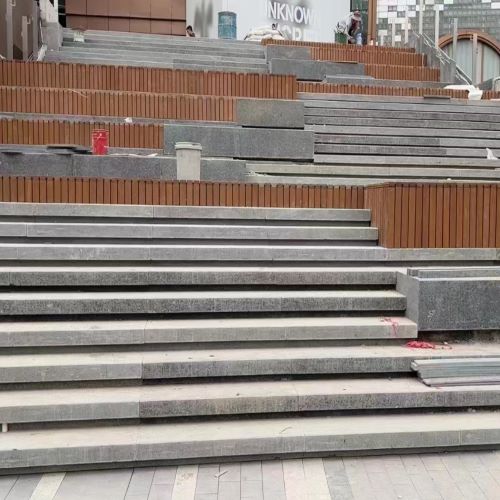 嘉兴户外木塑地板花池花箱现场定做案例