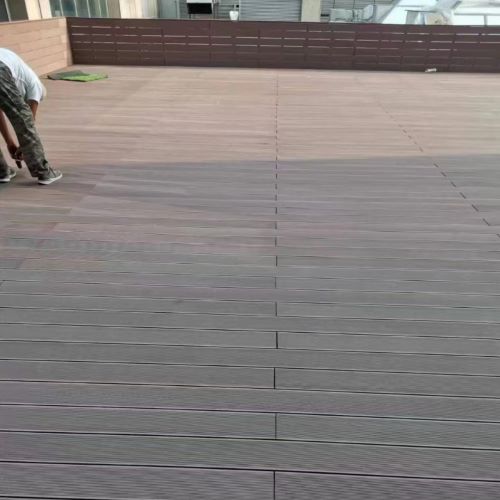 嘉兴物业楼顶木塑地板露台施工案例