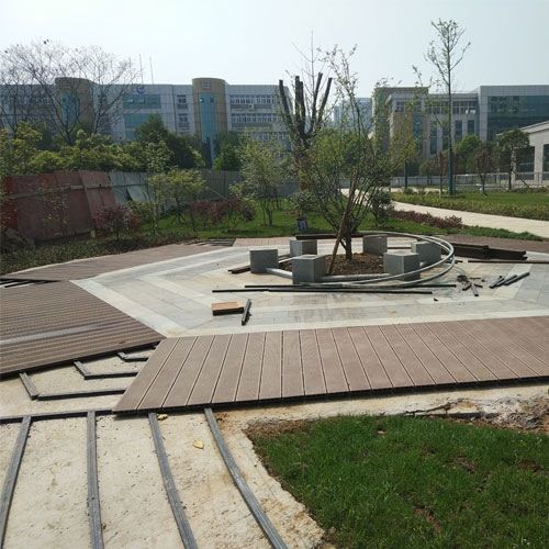 嘉兴木塑龙骨塑木地板安装工地现场