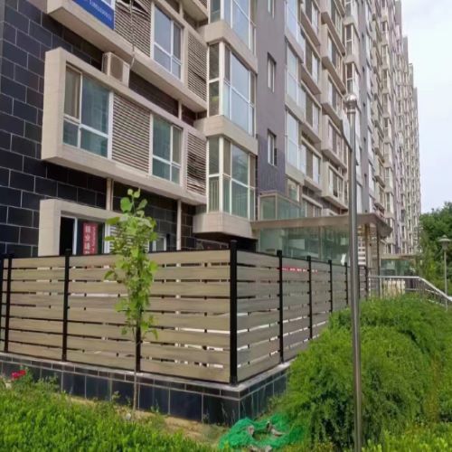 嘉兴住宅社区木塑围栏安装案例